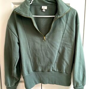 Quarter zip sweatshirt